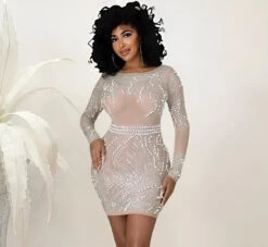 Vestito Donna Tubino Aderente Velato Manica Lunga Strass Perle Schiena Scoperta Elegante Sensuale 6 Vestito Donna Tubino Aderente Velato Manica Lunga Strass Perle Schiena Scoperta Elegante Sensuale -Lindavi Negozio ImmagineWhatsApp2023 01 04ore10.04.30