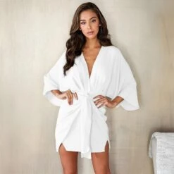 Vestito Donna Tubino Scollo V Manica Campana Fiocco Spacchi Elegante 5 Vestito Donna Tubino Scollo V Manica Campana Fiocco Spacchi Elegante -Lindavi Negozio ImmagineWhatsApp2023 02 02ore11.05.03whitedress