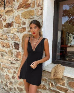 Vestito Donna Scollo V Profondo Bretelle Scollo Schiena