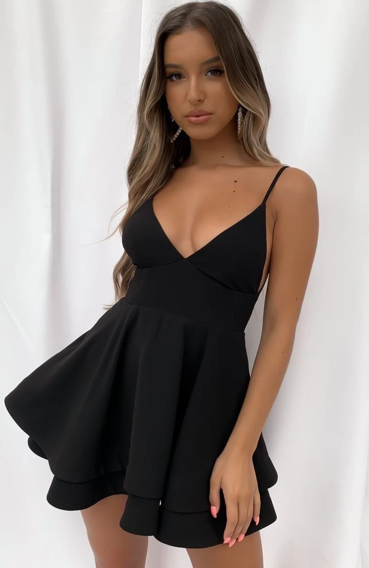 Vestito Donna Morbido Campana Scollo V Bretelle Balze 1 Vestito Donna Morbido Campana Scollo V Bretelle Balze