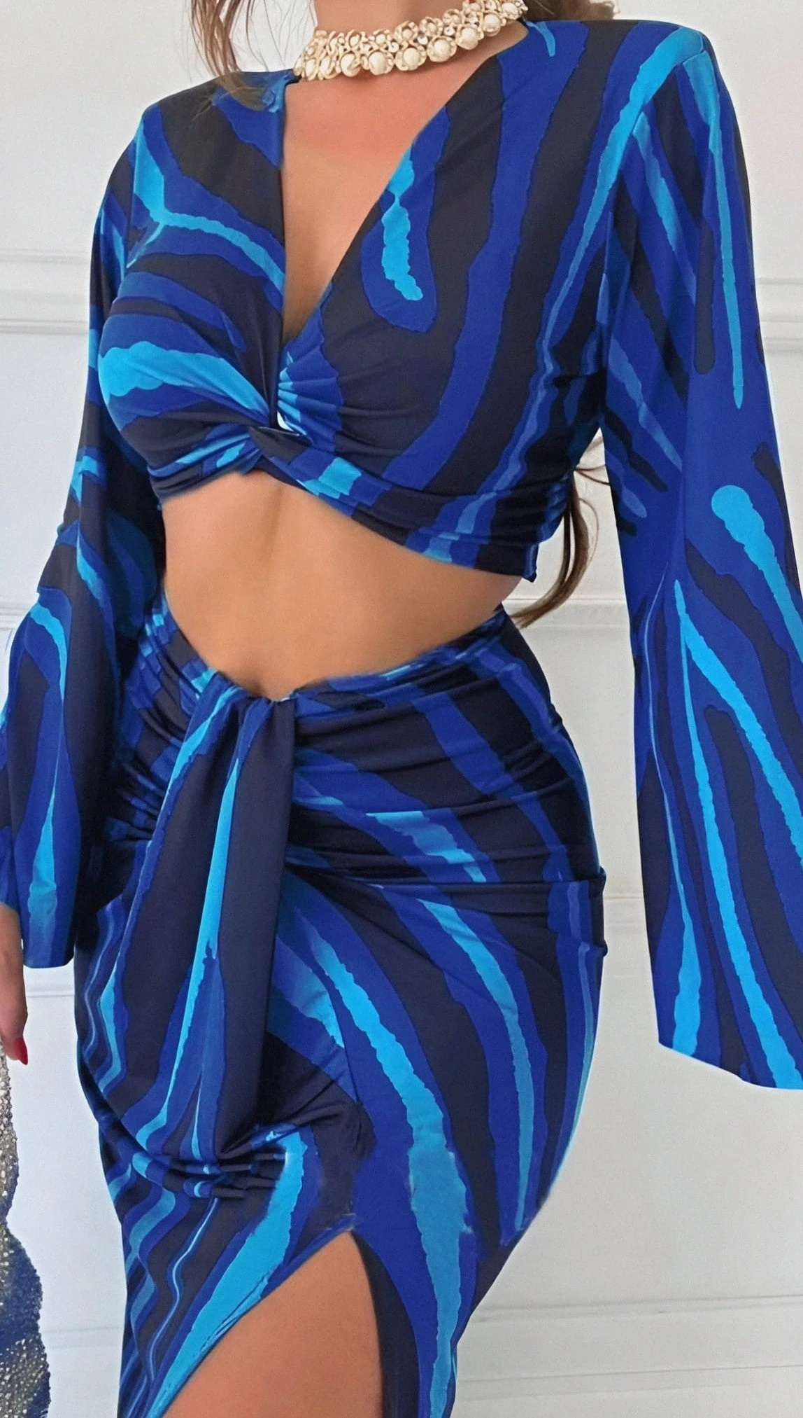 Vestito Donna Tubino Scollo V Cut Out Manica Campana Spacco Bicolore Elegante Sensuale 2 Vestito Donna Tubino Scollo V Cut Out Manica Campana Spacco Bicolore Elegante Sensuale - immagine 2