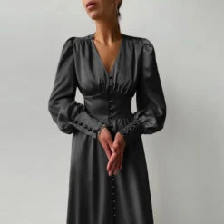 Vestito Donna Lungo Scollo V Spalline Maniche Sbuffo Bottoncini Casual -Lindavi Negozio image 82bf16fd b840 42ee b0e4 25677cda030b