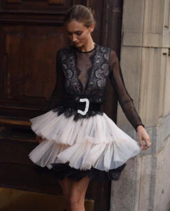 Vestito Donna Manica Lunga Velata Scollo V Balze Tulle